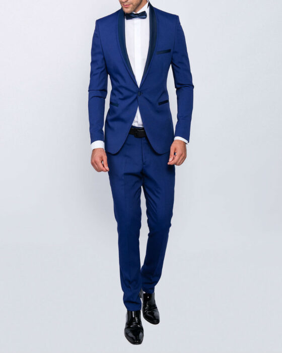 Slim fit men smoking in blue