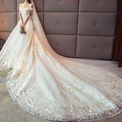 Vestito da sposa coda lunga