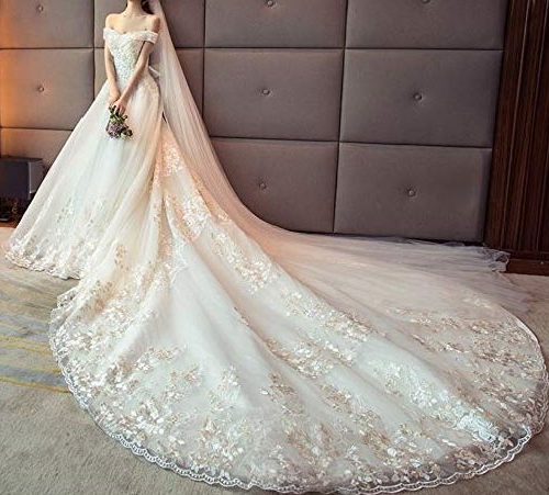 Vestito da sposa coda lunga