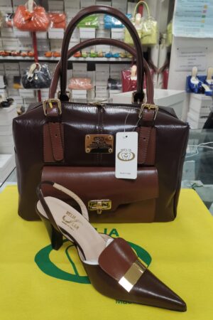 Melia dark and light brown M00002