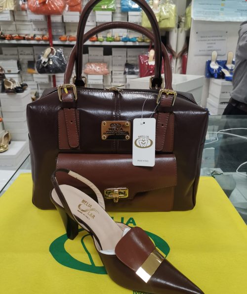 Melia dark and light brown M00002