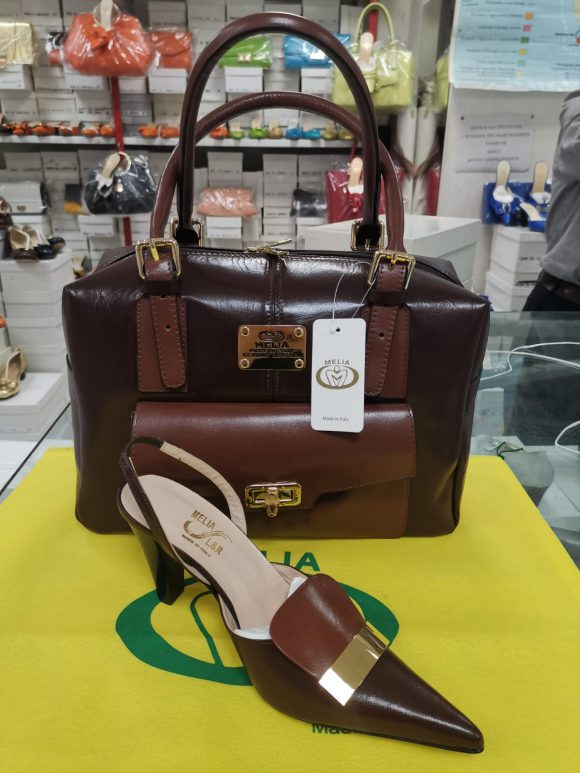 Melia dark and light brown M00002